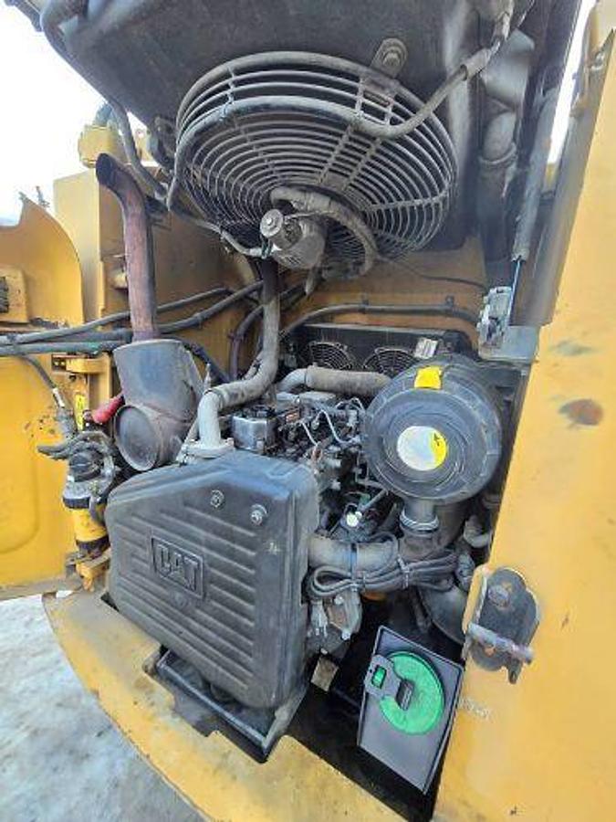 Used 2012 Caterpillar 279C2