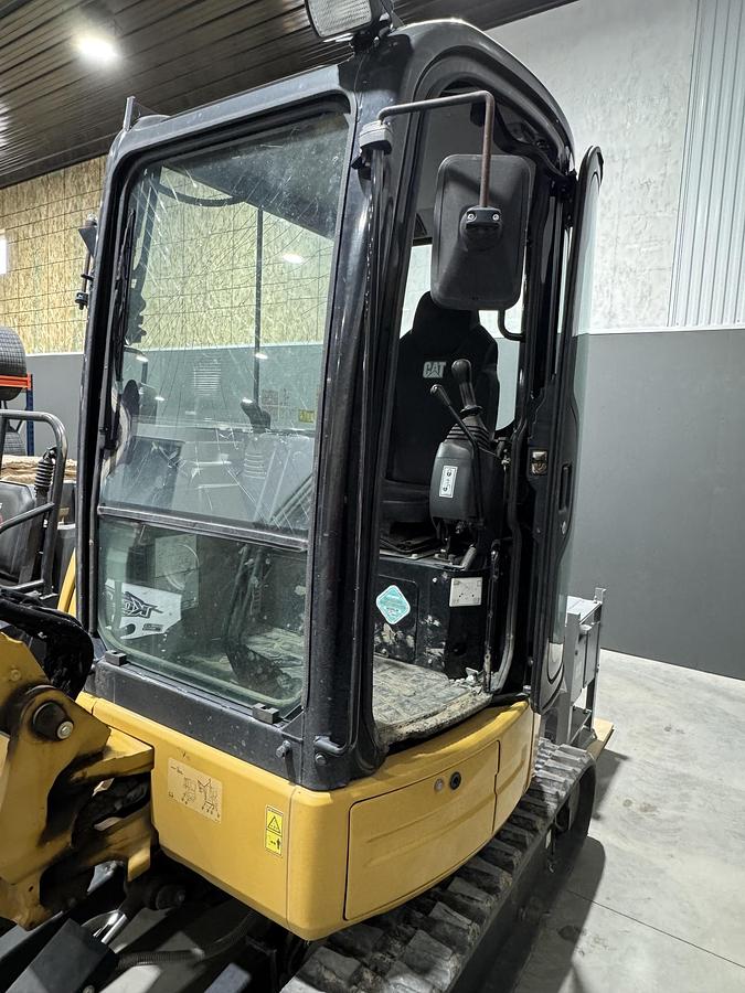 Used 2015 Caterpillar  303E CR Mini Excavator