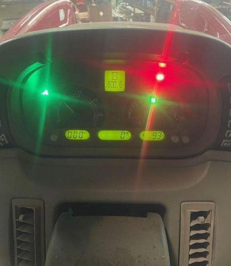 Used 2021 Case IH MAXXUM 135