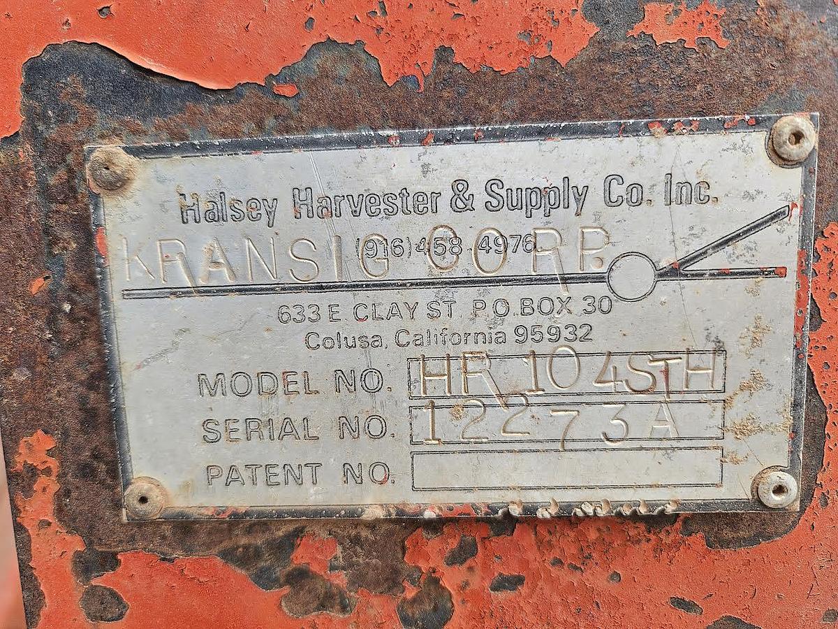 Used 1970 Pistachio Shaker and Catcher