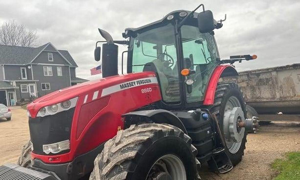 Used 2014 Massey Ferguson 8660