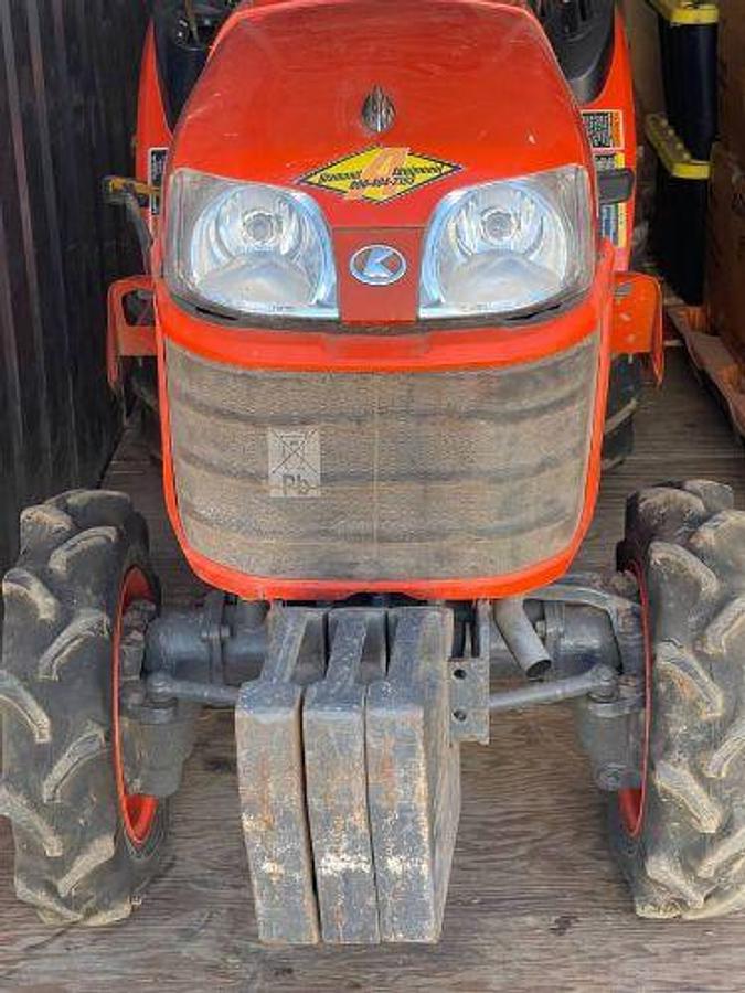 Used 2019 Kubota B2320 4WD Tractor