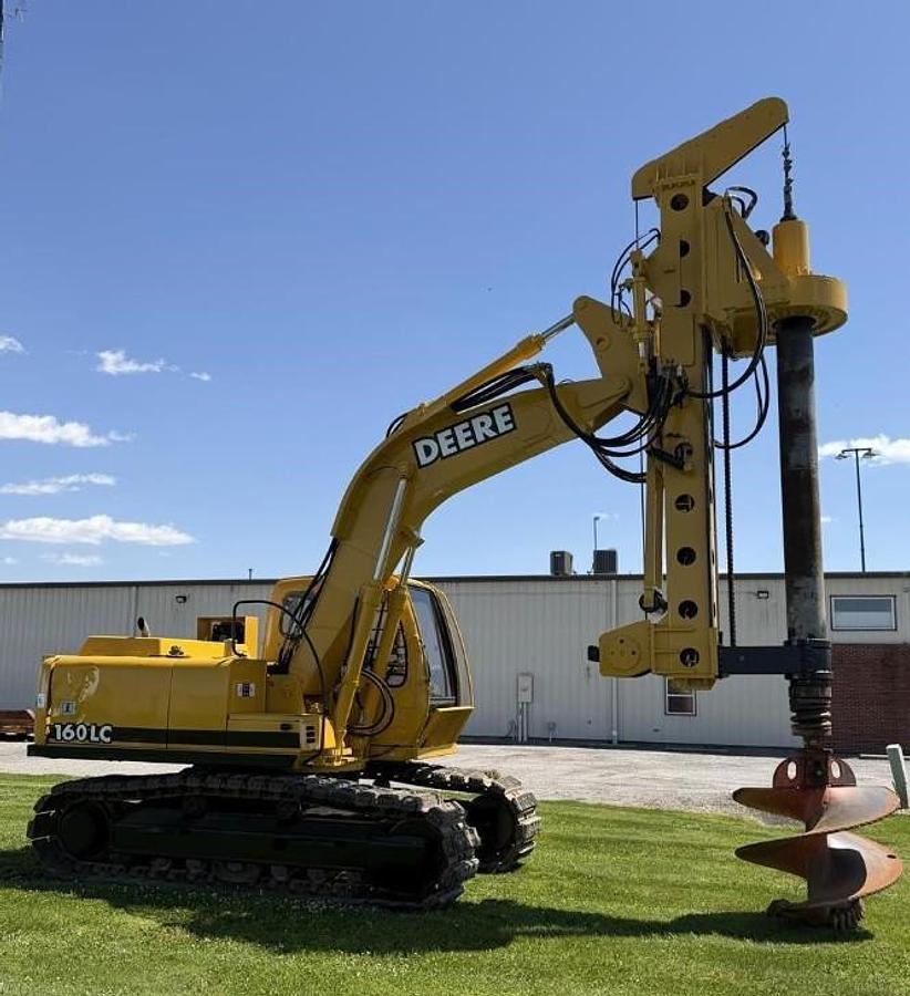 Used 2002 John Deere  160 LC Excavator