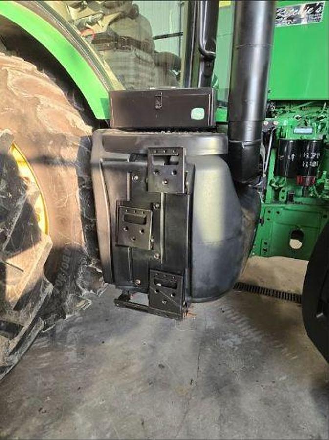 Used 2013 JOHN DEERE 7230R