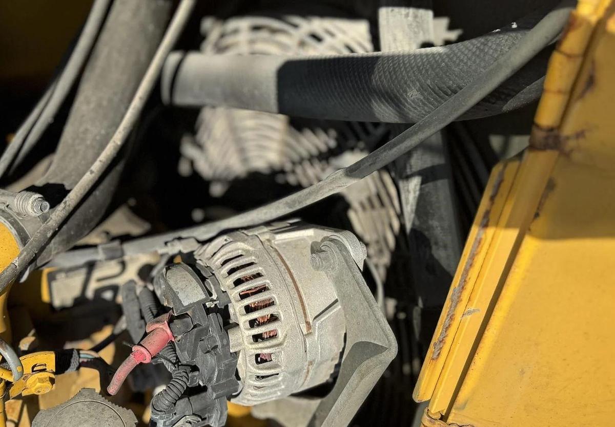 Used 2011 DEERE 700J LGP Crawler Dozer