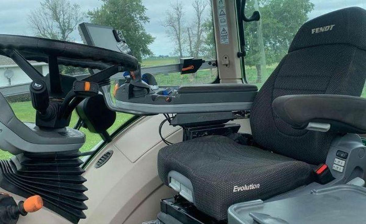 Used 2021 Fendt 1046 Vario