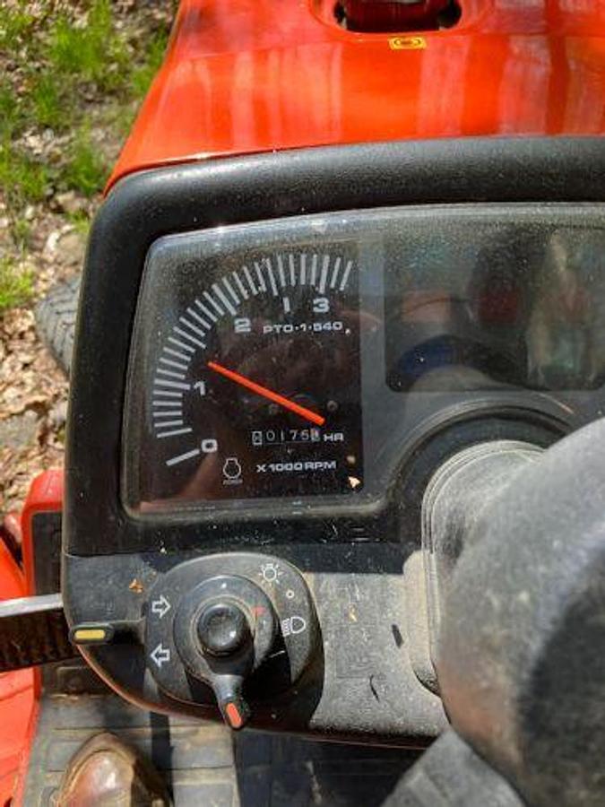 Used 2015 Kubota B7610