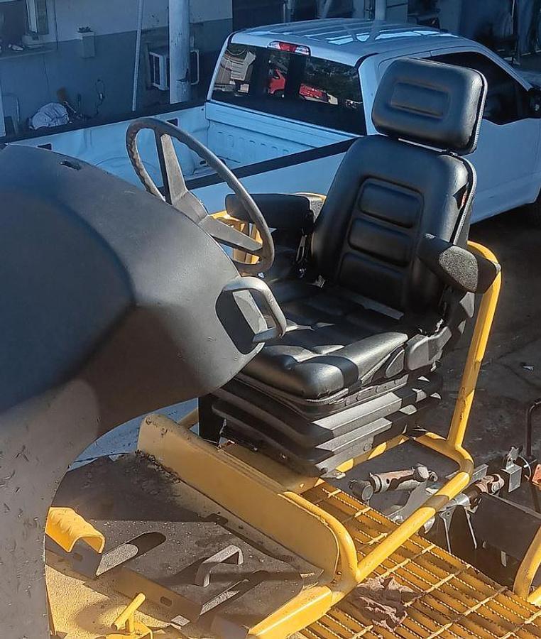 Used 2004 CATERPILLAR AP-655C