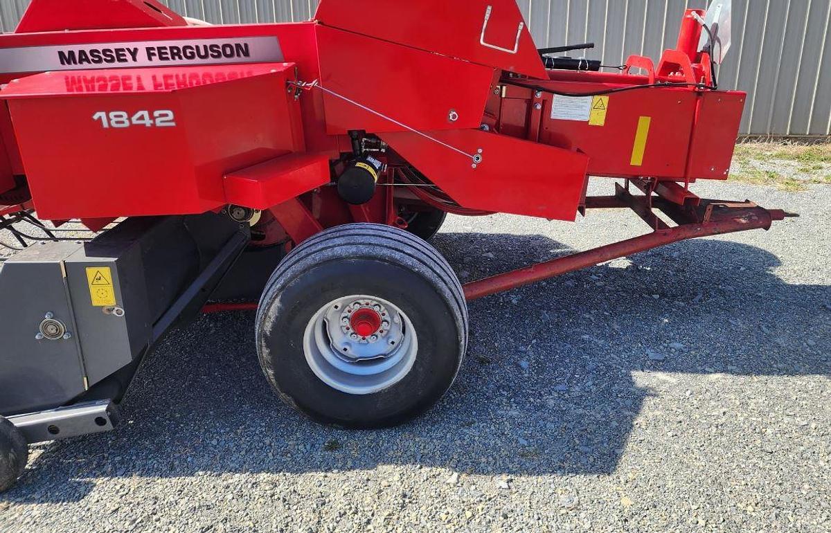 Used 2017 Massey Ferguson 1842