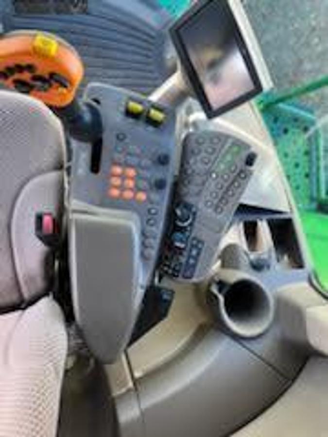 Used 2014 John Deere S670 Combine