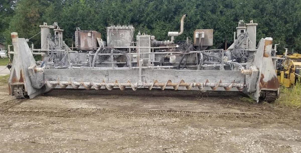 Used 1994 CURBMASTER 2600BP Concrete Paver