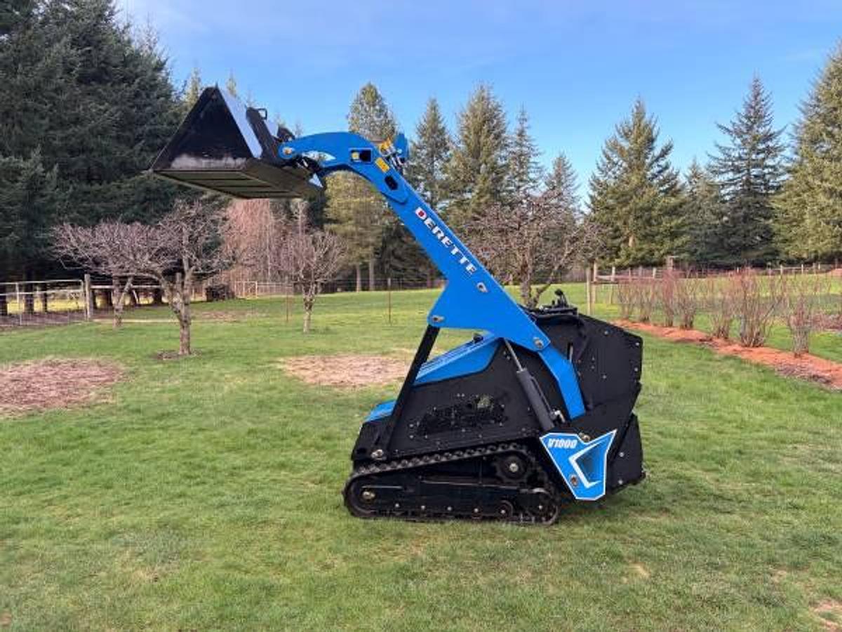 Used 2025 Derette V1000 Mini Skid
