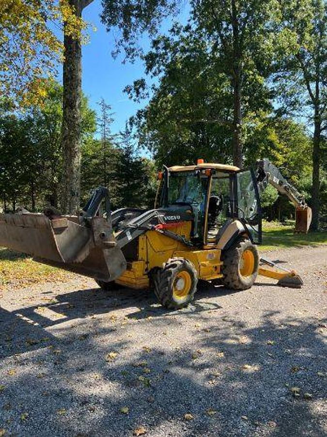 Used 2015 Volvo BL70B