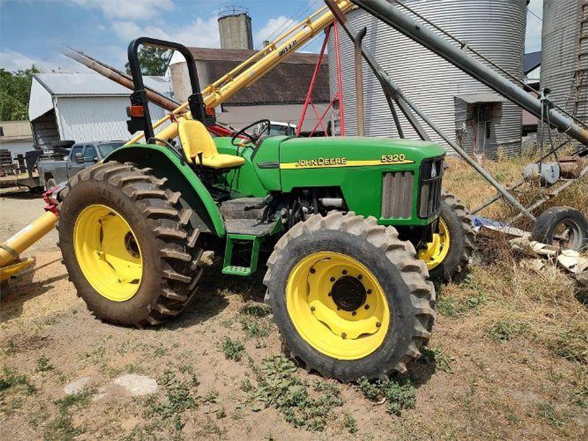 Used 2002 JOHN DEERE 5320