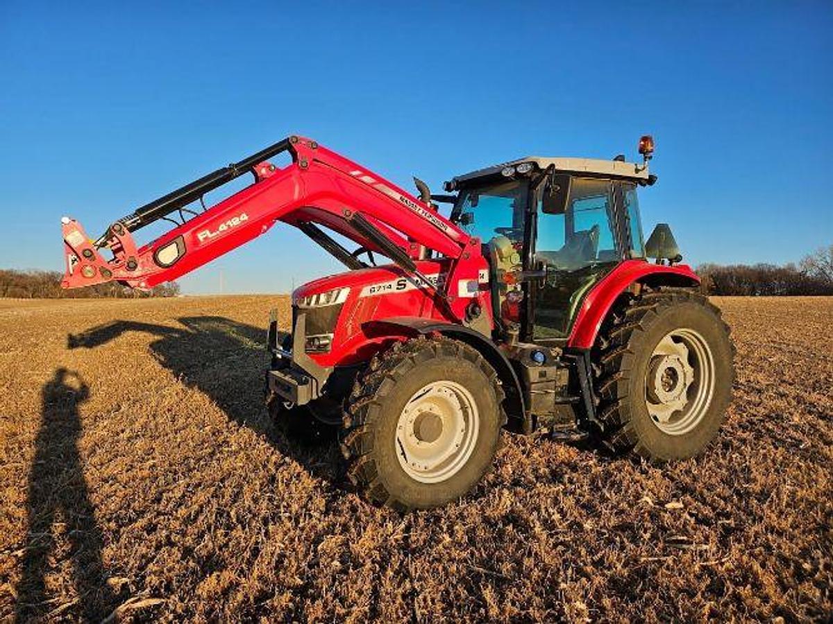 Used 2022 Massey Ferguson 6714S