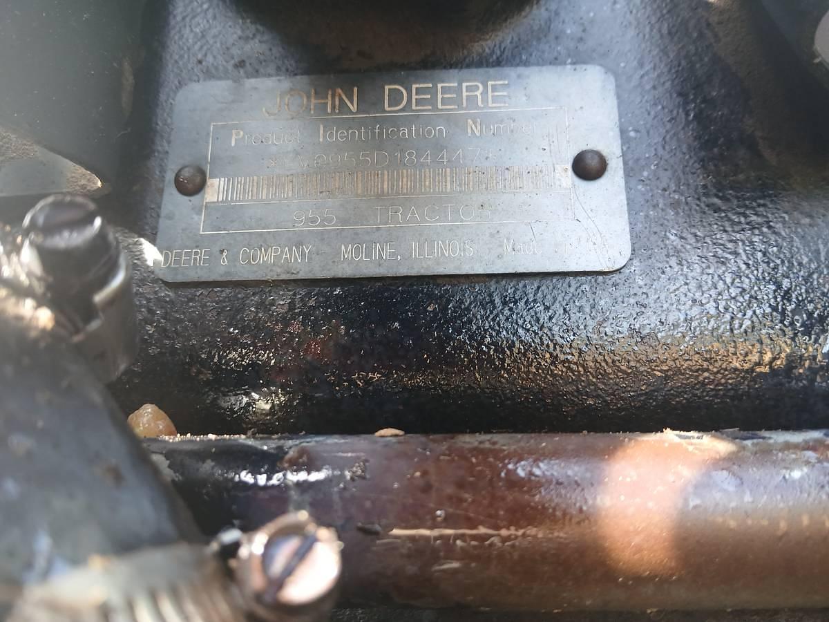 Used 1995 John Deere 955 Tractor