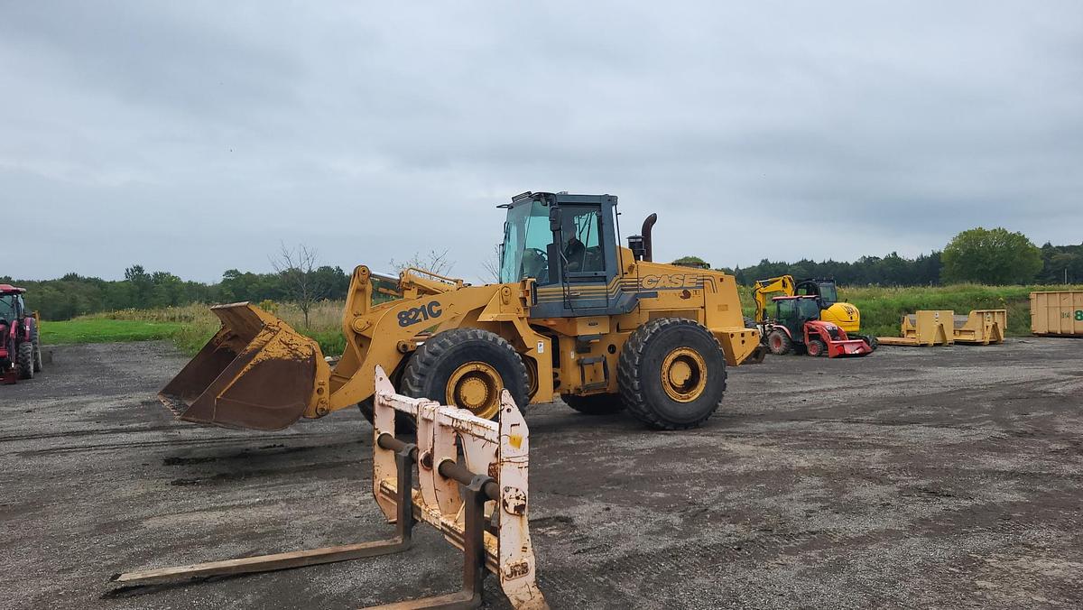 Used 2001 Case 821C Wheel Loader