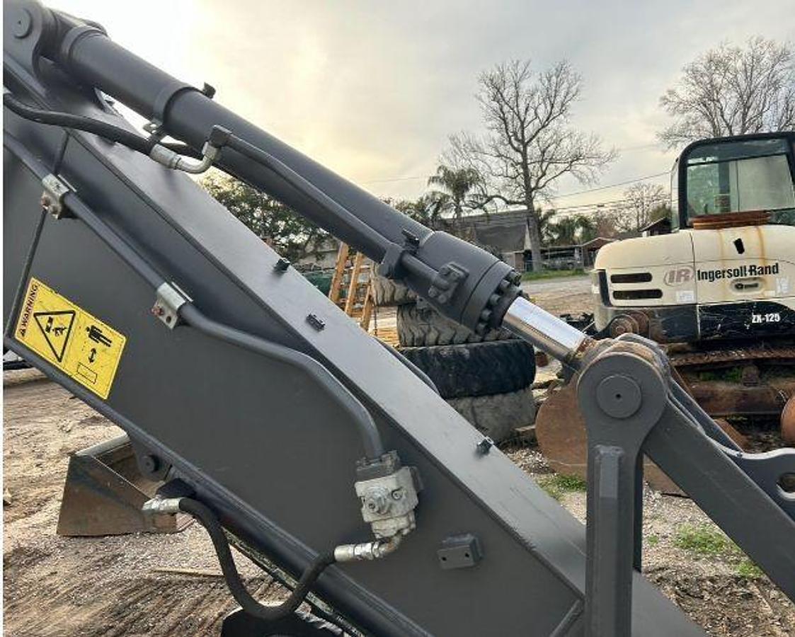 Used 2015 Volvo EC160E