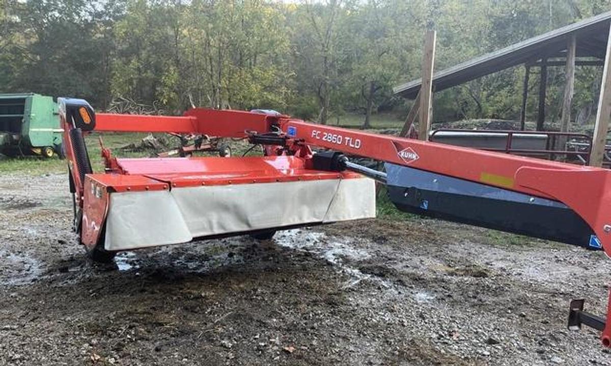 Used 2018 Kuhn FC2860TLD Pull-Type Mower