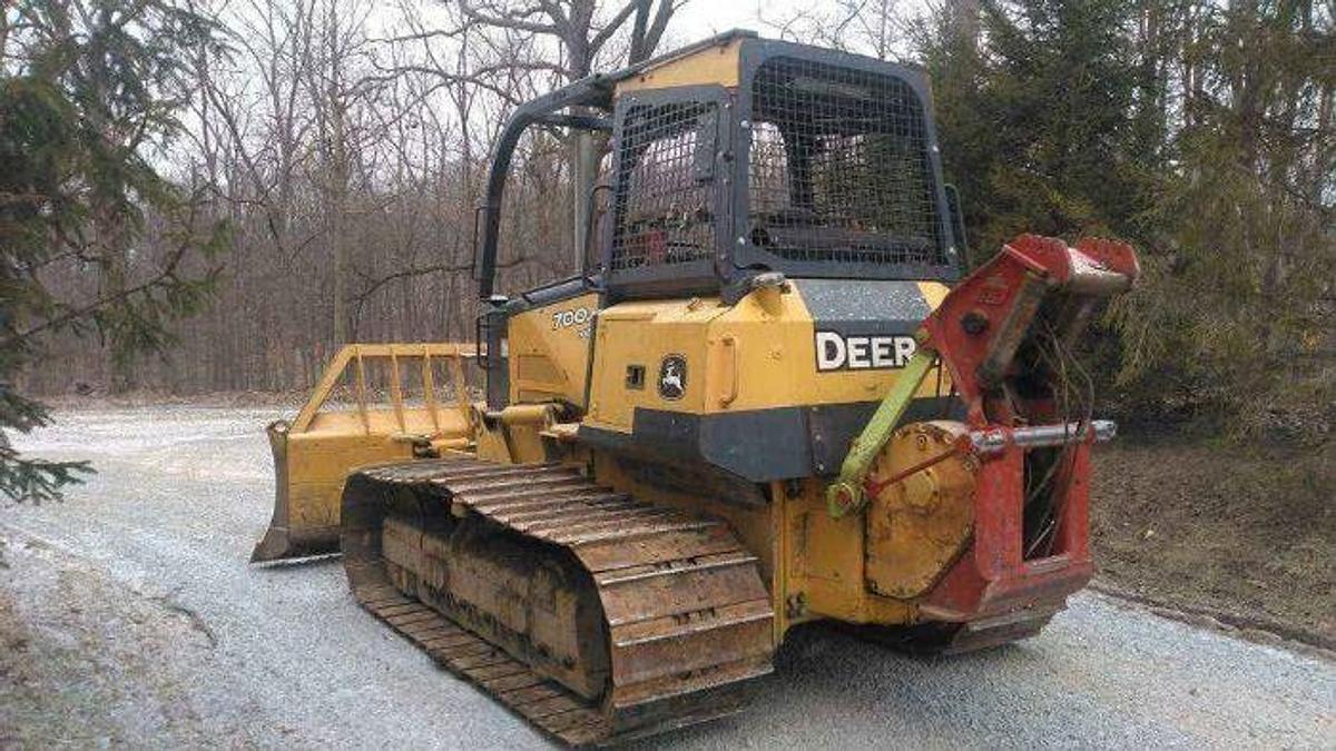 Used 2008 JOHN DEERE 700J LGP