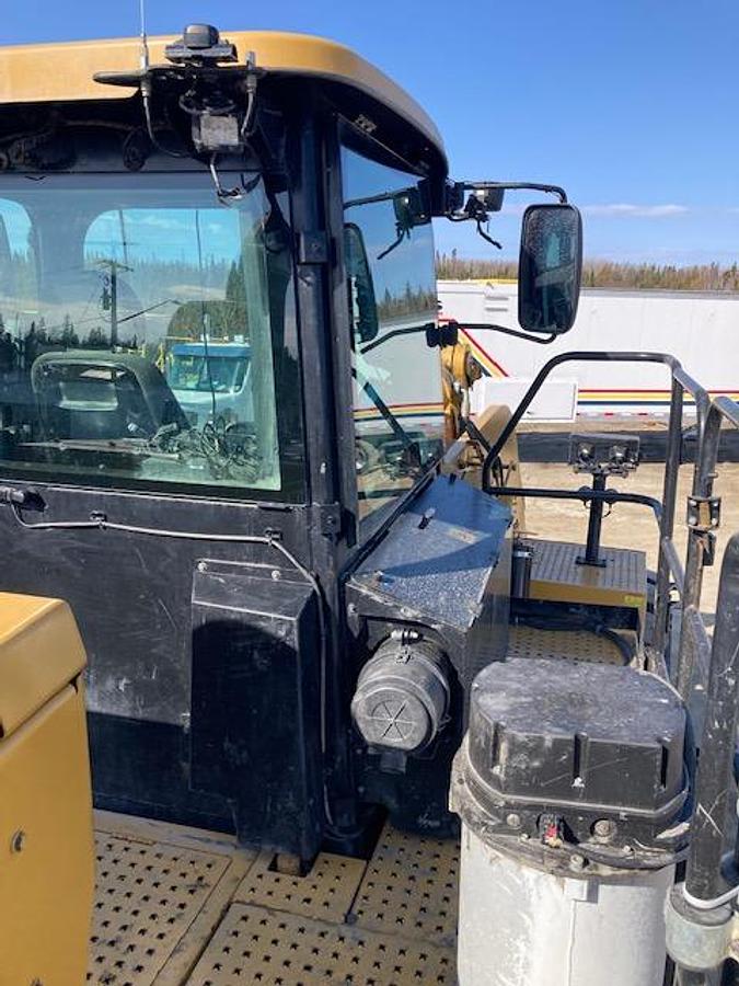 Used 2016 CATERPILLAR 988K