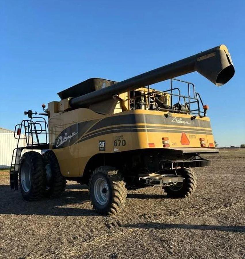 Used 2004 Challenger MT670