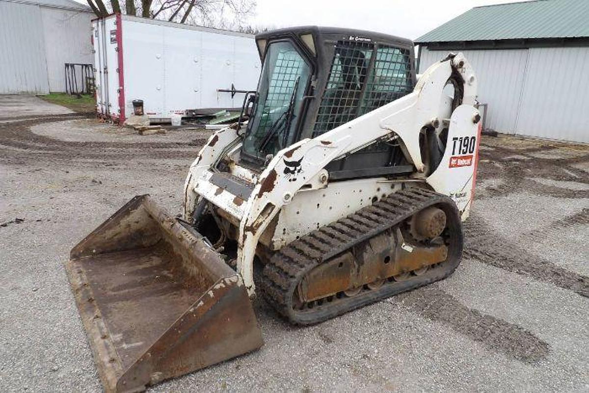 Used 2011 BOBCAT T190