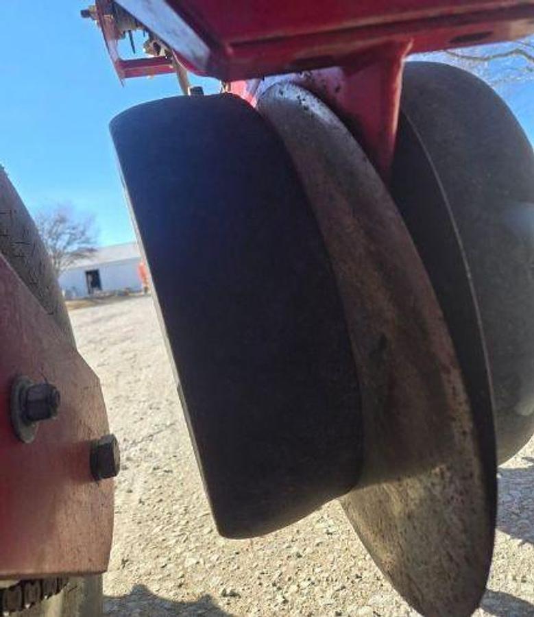 Used 2007 WHITE 8200