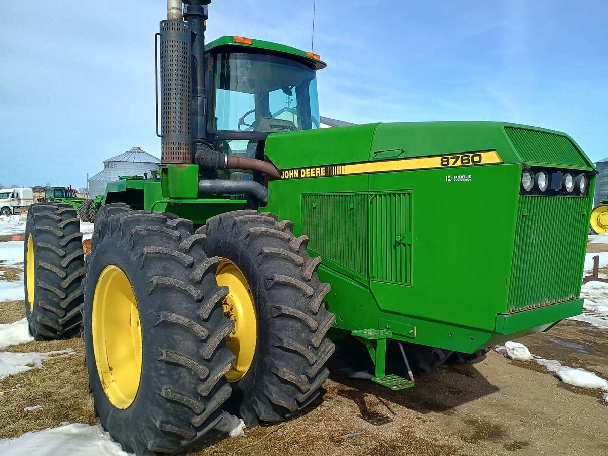 Used 1992 John Deere 8760