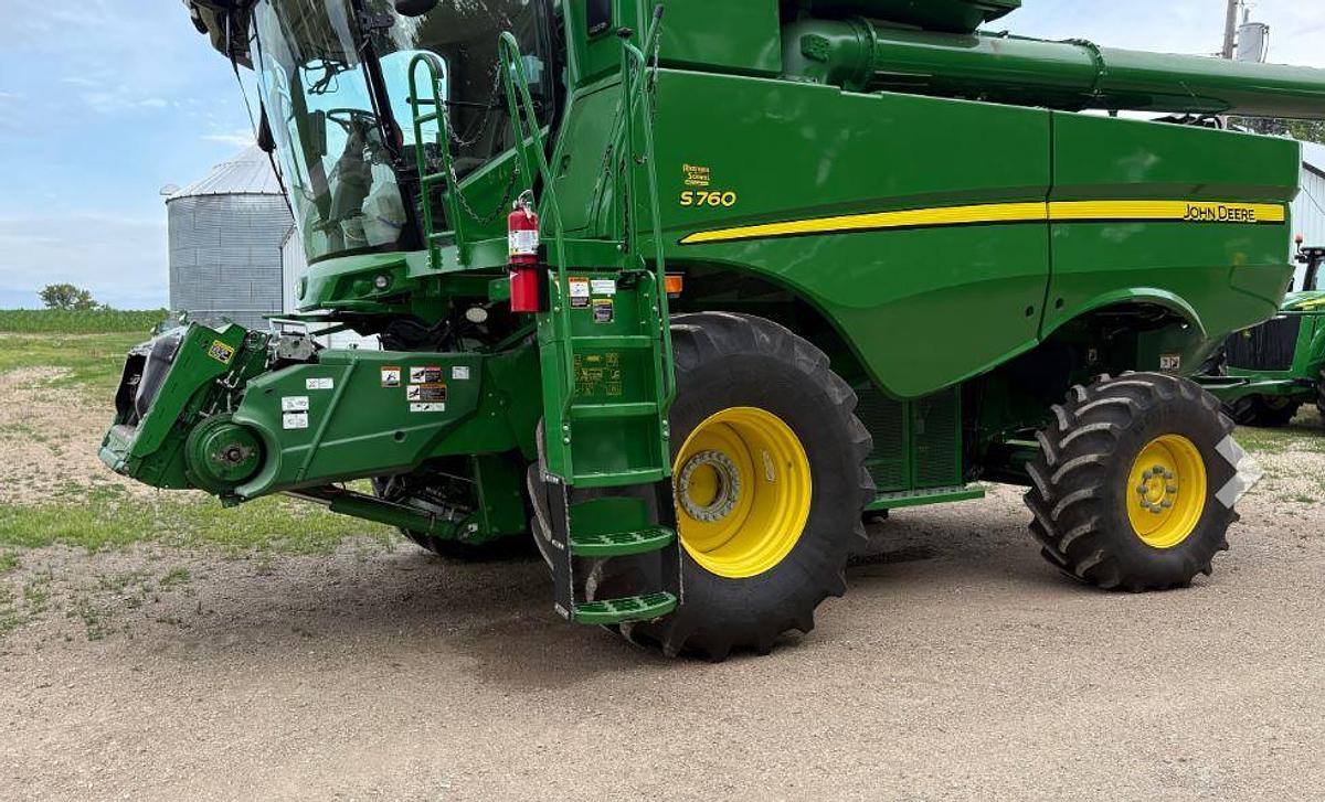 Used 2021 John Deere S760