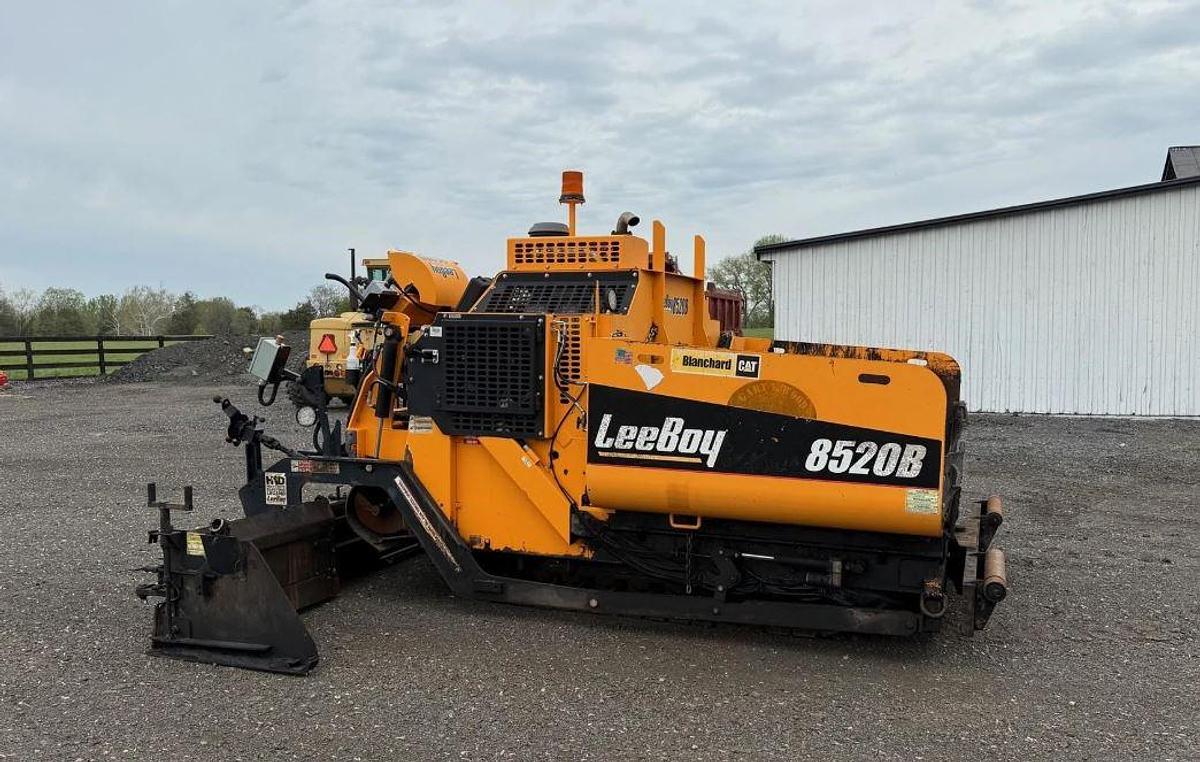 Used 2020 LeeBoy 8520B Paver