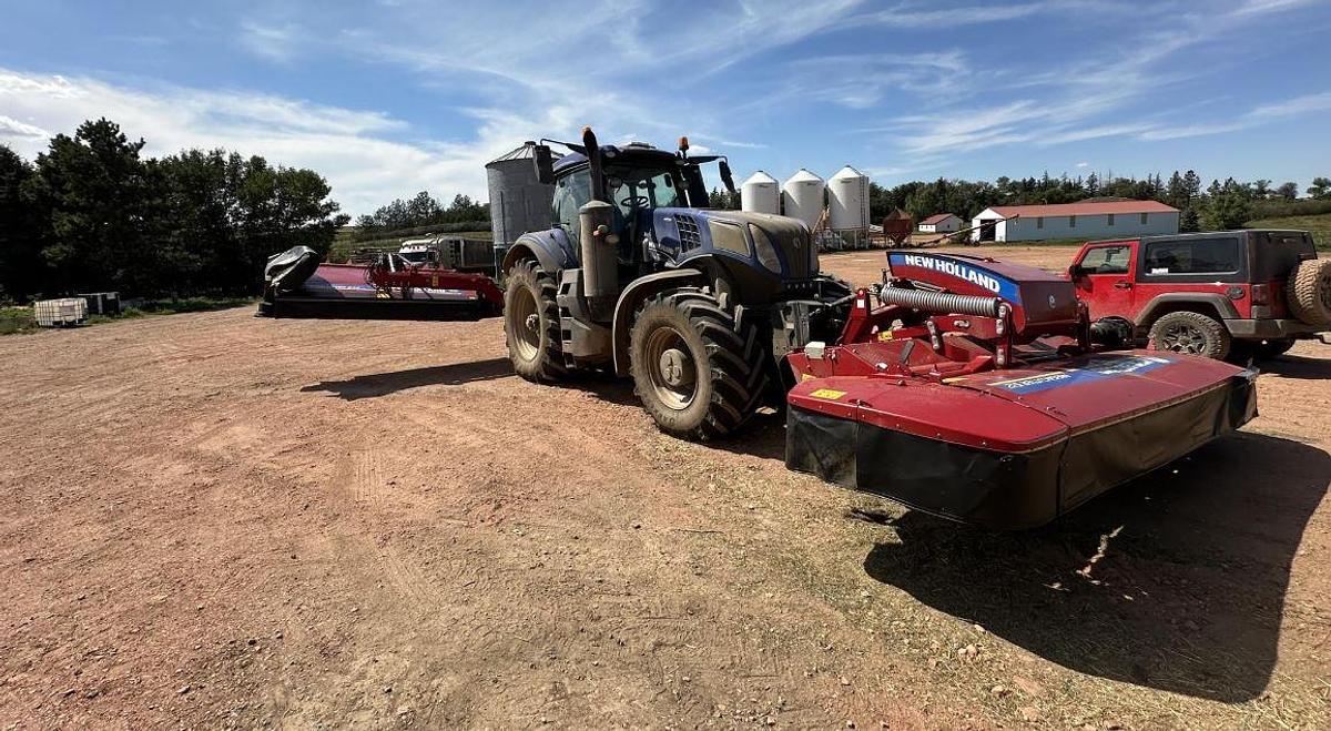 Used 2023 New Holland MegaCutter 533