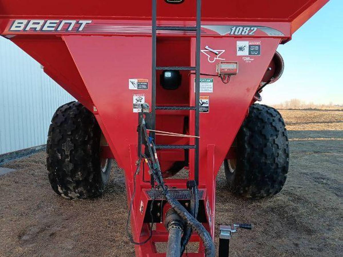 Used 2013 Brent 1082 Grain Cart