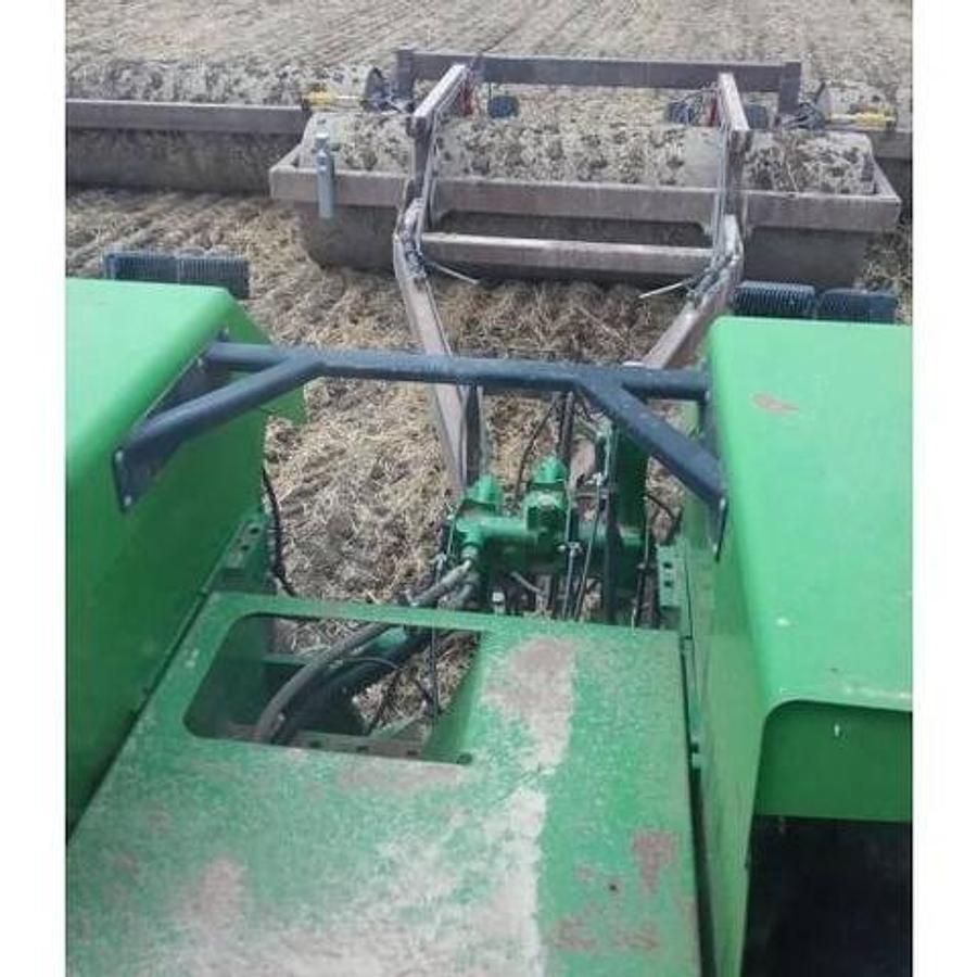 Used 1996 JOHN DEERE 8970