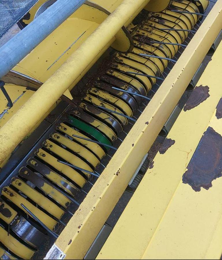 Used John Deere 645C Forage Header
