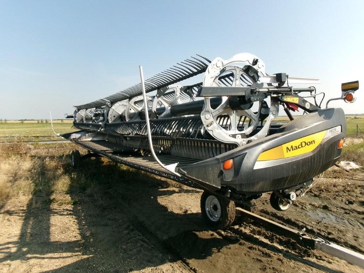 Used 2025 MacDon FD235 Headers