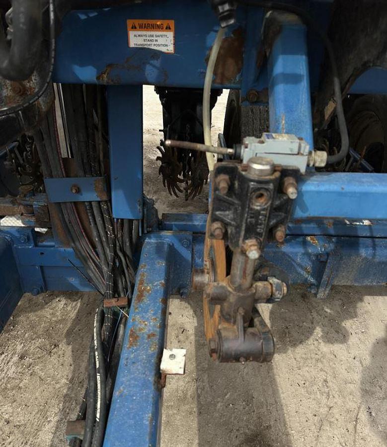 Used 1999 Kinze 2600