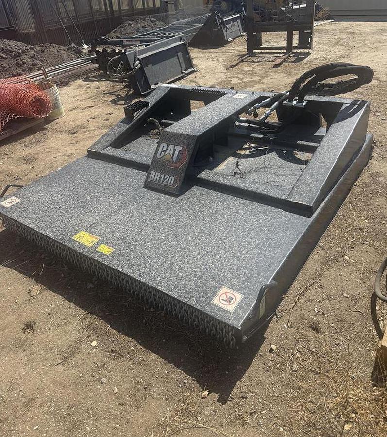 Used 2015 CATERPILLAR TL1055C Telehandler