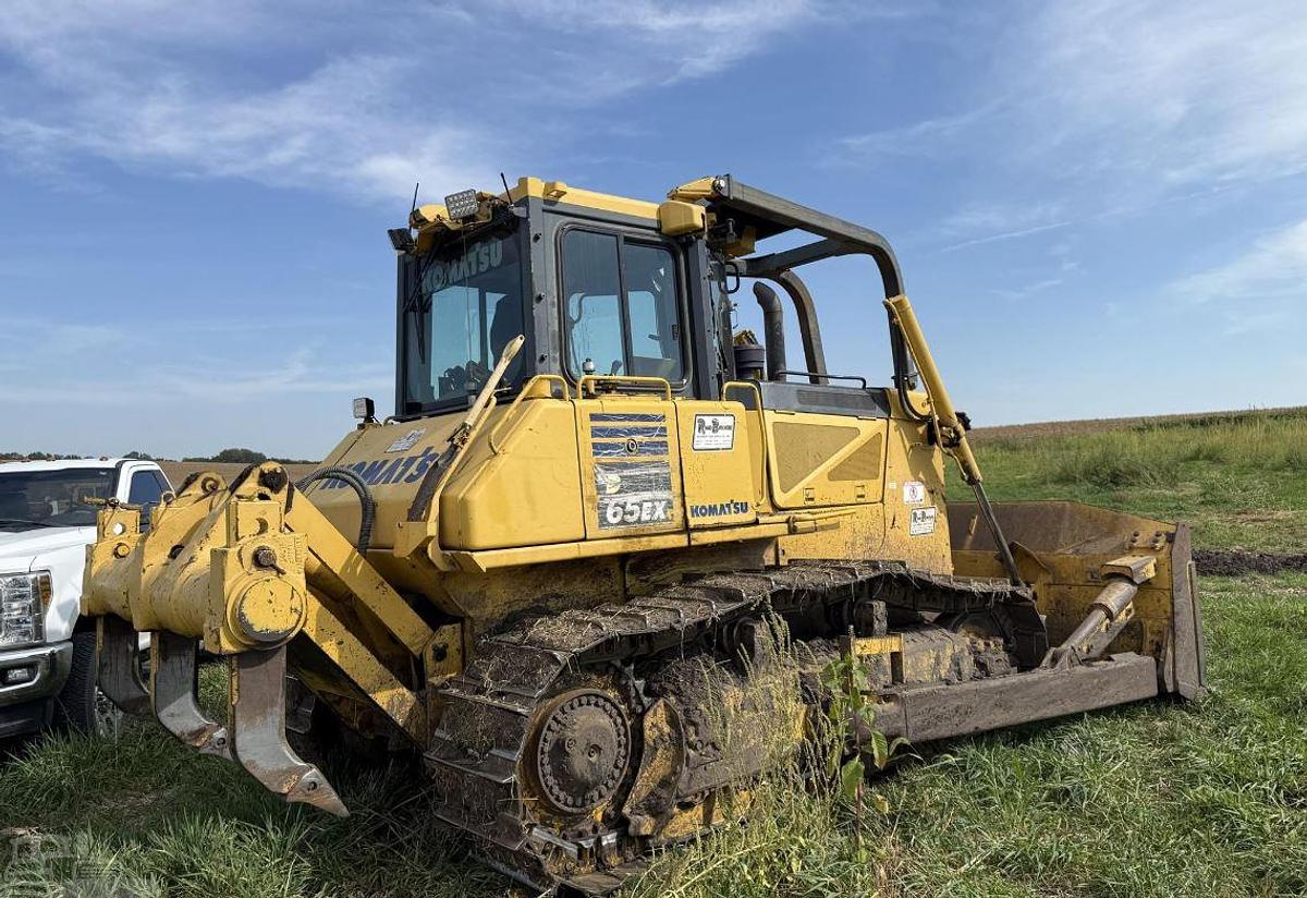 Used 2014 Komatsu D65EX-17 Crawler Dozer
