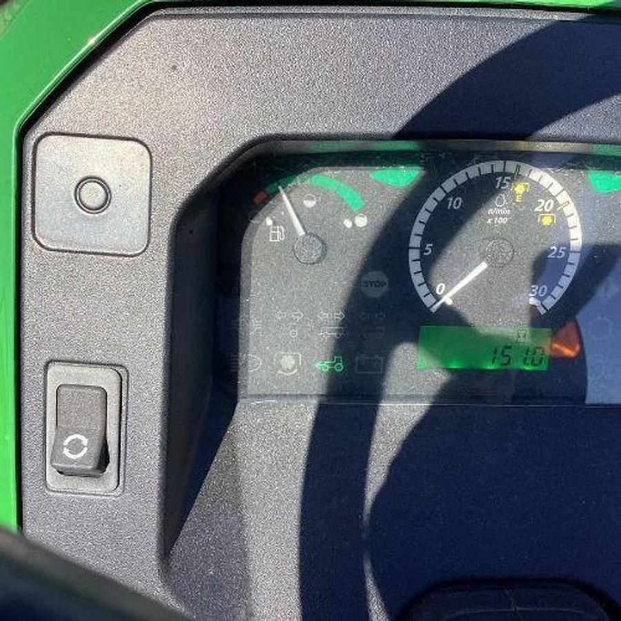 Used JOHN DEERE 5075E