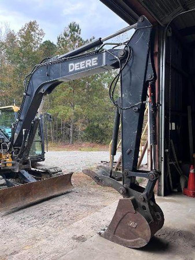 Used 2019 JOHN DEERE 85G