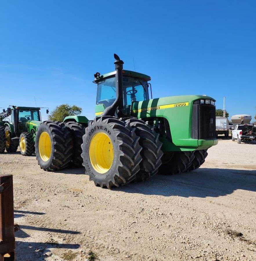 Used 1997 JOHN DEERE 9200