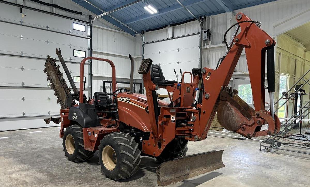 Used 2013 Ditch Witch RT80