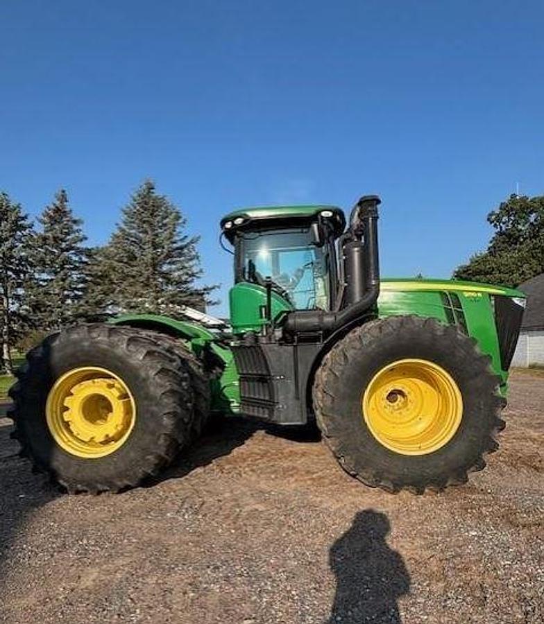 Used 2014 JOHN DEERE 9510R Tractor