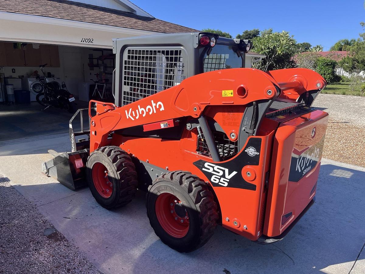 Used 2024 KUBOTA SSV65 Skid Steer Loader