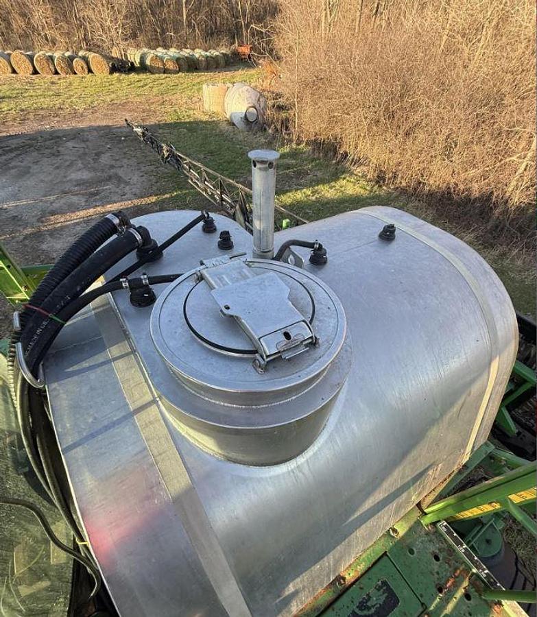 Used 2000 John Deere 4700