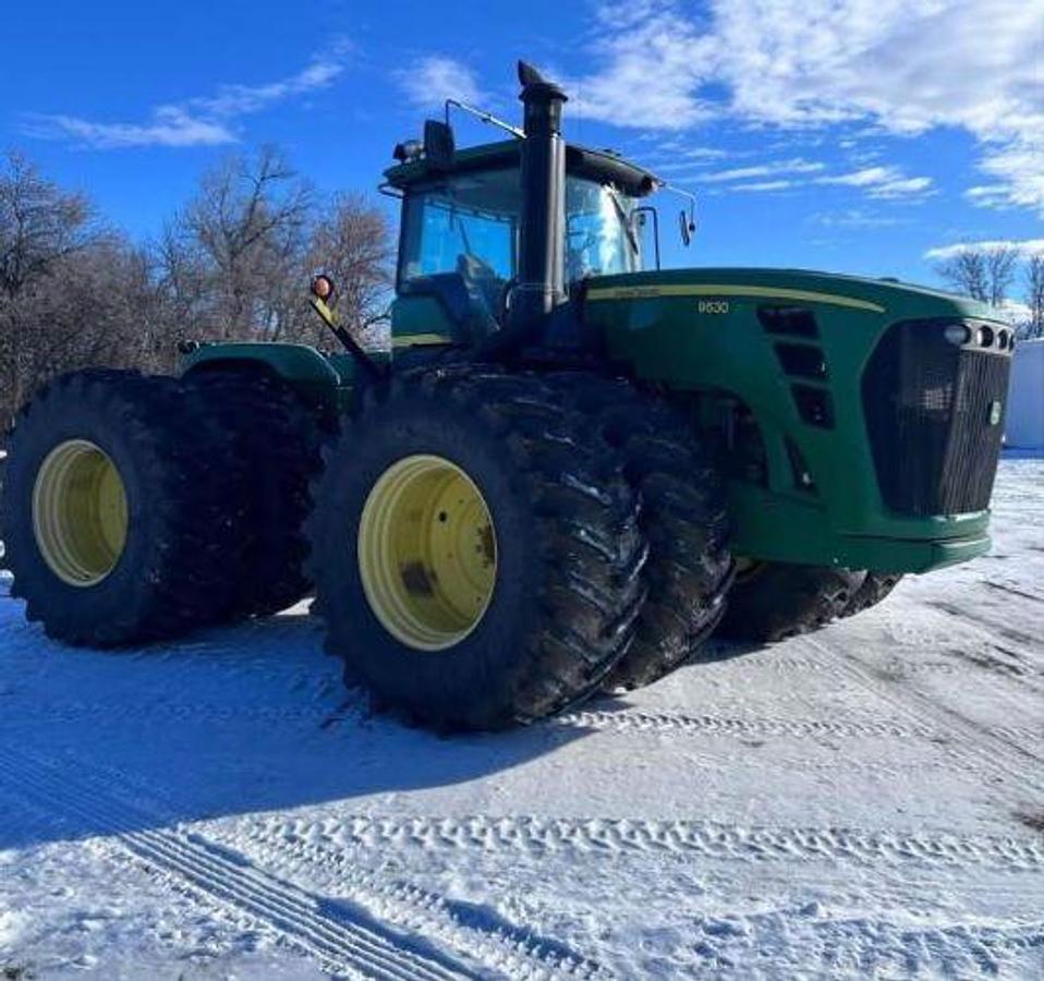 Used 2011 JOHN DEERE 9530