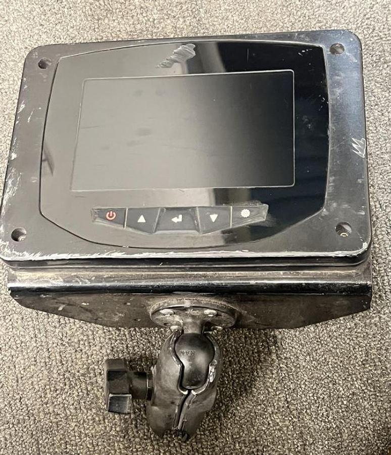 Used 2023 Universal 22X22