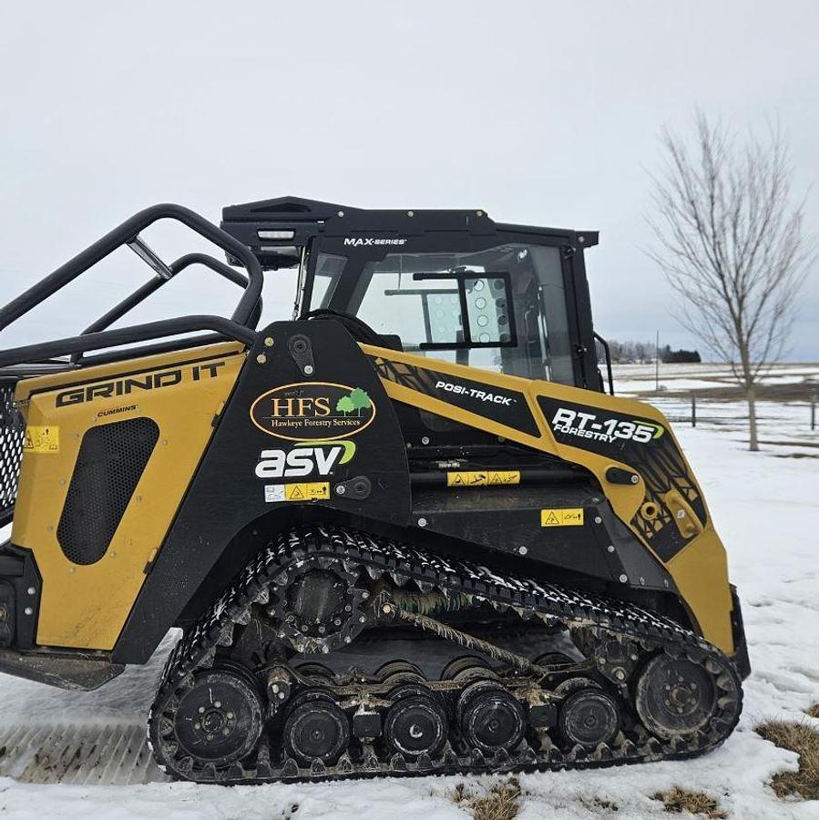 Used 2024 Asv Posi-Track RT135F