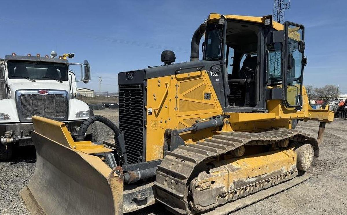 Used 2022 DEERE 750L Crawler Dozer
